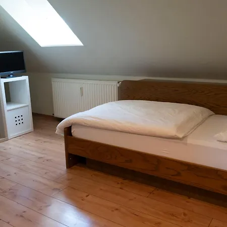 Gaststaette Zur Eiche 宾馆